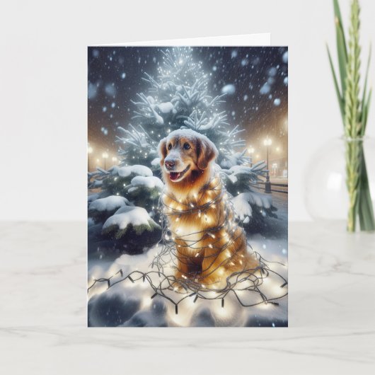 Golden Retriever verstrikt in kerstverlichting Feestdagen Kaart (Voorkant)