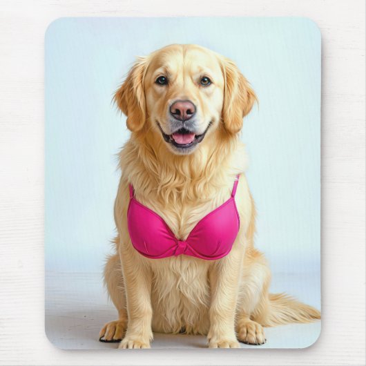 Golden Retriever Wearing a Pink Bra Muismat (Voorkant)