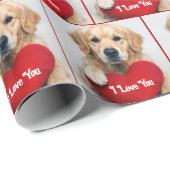 Golden Retriever With a Red Heart Pillow Cadeaupapier (Rol Hoek)