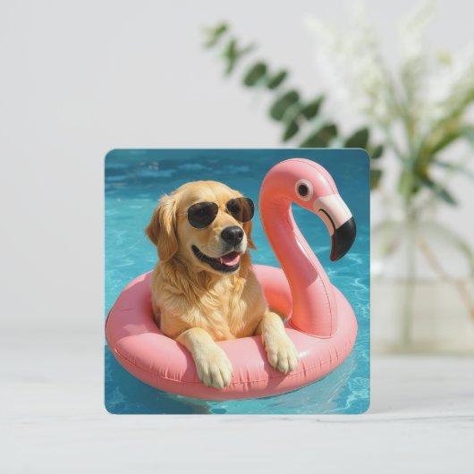 Golden Retriever With Flamingo Pool Party Kaart (Staand voorkant)