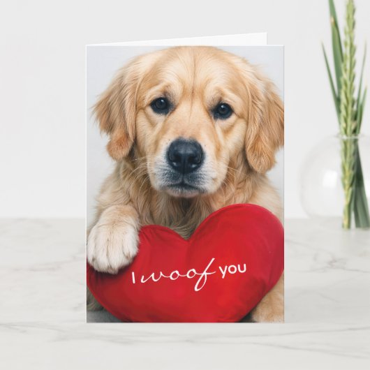 Golden Retriever With Valentine Heart Pillow Kaart (Voorkant)