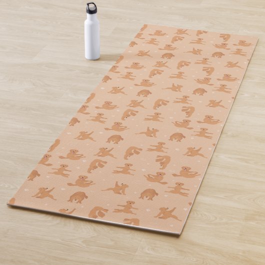 Golden Retriever yoga pose Yogamat (In situ)