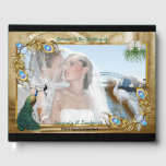 Golden Royal Peacock Temple Dreams Gastenboek<br><div class="desc">Witte en blauw-groene koninklijke pauzes op een tropische tempelachtergrond Dit collectie wordt geleverd met een bijpassend bruiloft briefpapier om aan te passen</div>