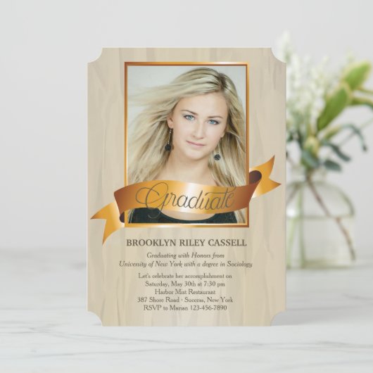 Golden Sash Foto Afstuderen Aankondiging/Uitnodige Kaart (Staand voorkant)