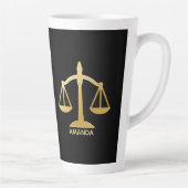 Golden Scales of Justice Law Theme Design Latte Mok (Rechts)