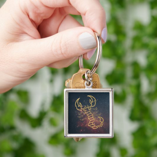 Golden Scorpio Magnet Sleutelhanger (Hand)