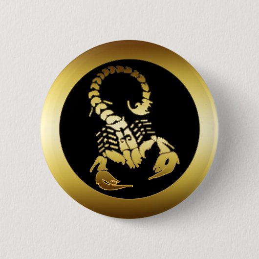GOLDEN SCORPION RONDE BUTTON 5,7 CM (Voorkant)