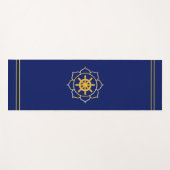 Golden Ship Wheel in Lotus op Navy Blue Yogamat (Voorkant (horizontaal))
