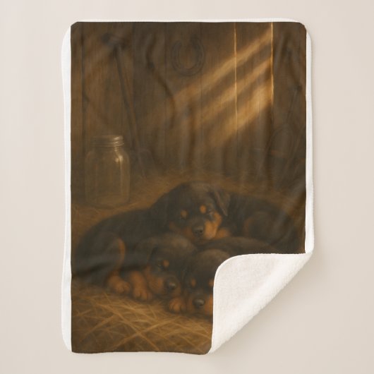 Golden Slumber: Rottweiler Puppies in the Barn Dog Sherpa Deken (Voorkant)