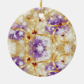 Golden Snowfall Ribbon — Elegant Christmas Design Keramisch Ornament (Achterkant)