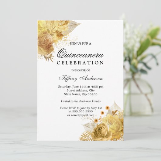 Golden Sparkle Flowers Quinceanera Party Invite Kaart (Staand voorkant)