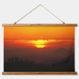 Golden Sunset Over Mountain Silhouettes Hangend Wandkleed