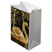 Golden Swan op een Midnight Pond Medium Cadeauzakje (Voorkant Gekanteld)
