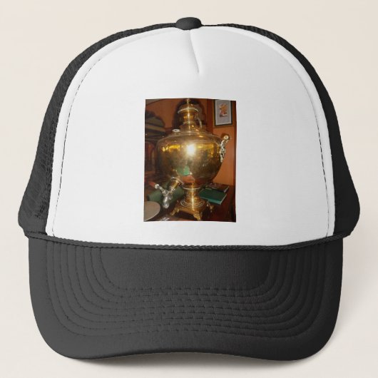Golden Tea Pot Wall Art & Print Trucker Pet (Voorkant)
