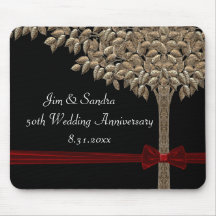 Golden Tree met rood lint en koolstof