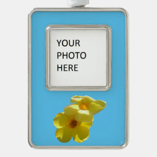 Golden Trumpet Flowers I Verzilverd Omlijst Ornament