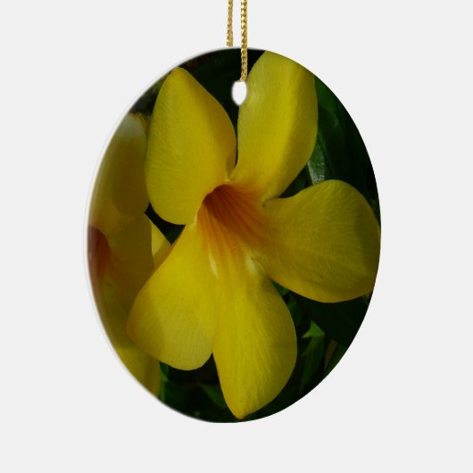 Golden Trumpet Flowers II Tropisch Keramisch Ornament (Rechts)