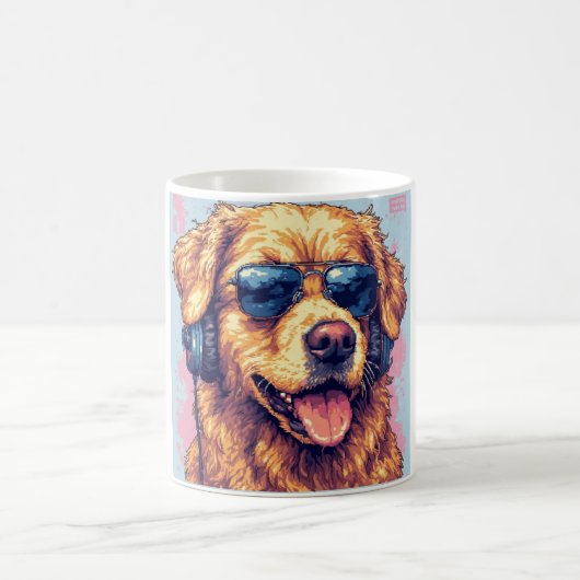 Golden Vibes Only – Chill Dog met hoofdtelefoon en Koffiemok (Center)