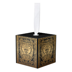 Golden Warrior Shield - Intrigerend Viking-geïnspi Kubus Ornament