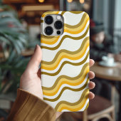 Golden Waves Pattern iPhone 16 Hoesje