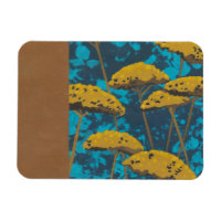 Golden Yarrow Garden met Blue Background