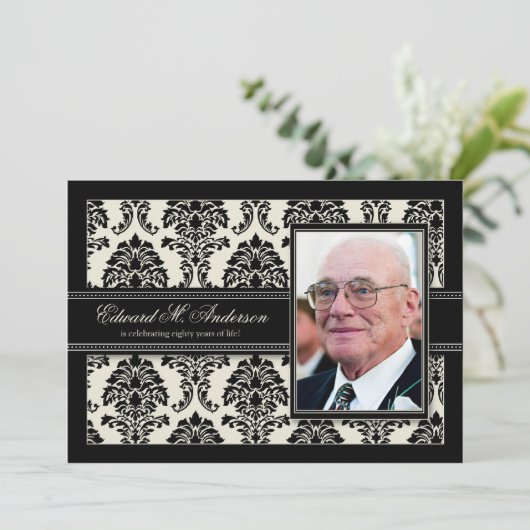 Golden Years Damask Birthday Party Invite (zwart) Kaart (Staand voorkant)