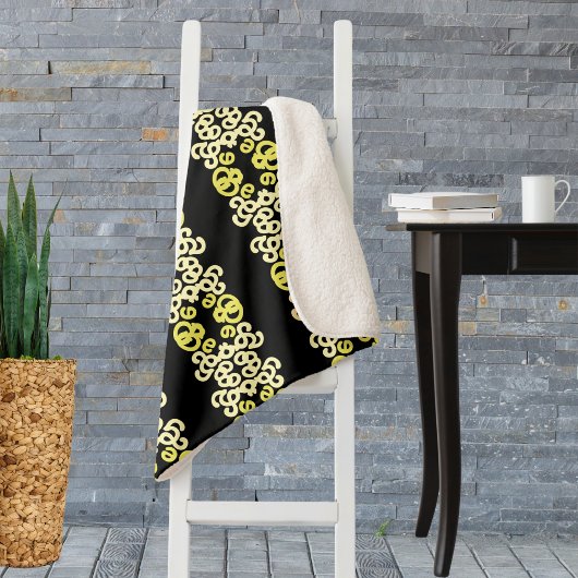 Golden Yellow Ornamental Stripe Seamless Pattern Sherpa Deken