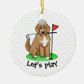 Goldendoedle Dog Play Golf (Red whmk2) Cute Fun Keramisch Ornament (Voorkant)