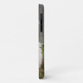 Goldendoedle Puppy Sits in Grass Case-Mate iPhone Case (Achterkant/links)