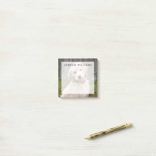 Goldendoedle Puppy Sits in Grass Post-it® Notes (Op bureau)