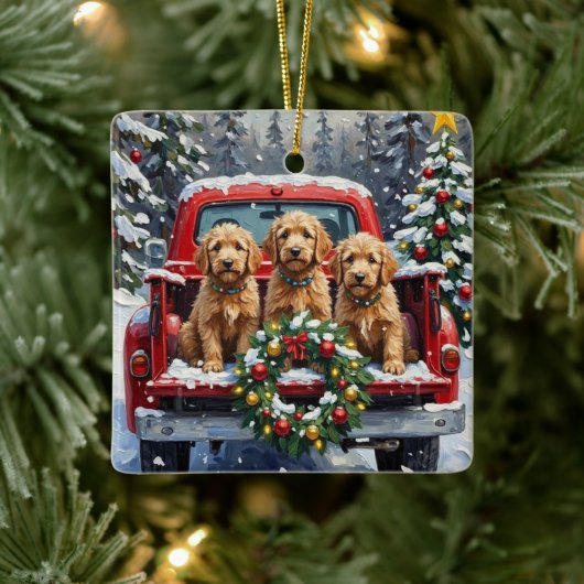 Goldendoodle Christmas Red Truck Holiday Keramisch Ornament (Boom)