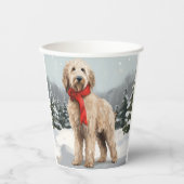 Goldendoodle Hond in Sneeuw Kerstmis Papieren Bekers (Voorkant)