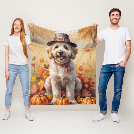 Goldendoodle in de herfst laat Thanksgiving kunst  Fleece Deken (In situ)