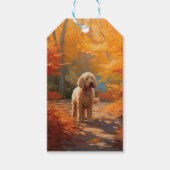 Goldendoodle in Herfstbladeren Herfst Inspire Cadeaulabel (Voorkant)