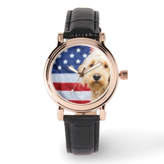 Goldendoodle met Amerikaanse vlag Horloge (Voorkant)