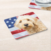 Goldendoodle met Amerikaanse vlag Kartonnen Onderzetters (Schuin)