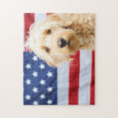 Goldendoodle met Amerikaanse vlag Legpuzzel (Verticaal)