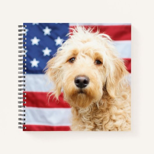 Goldendoodle met Amerikaanse vlag Notitieboek (Voorkant)