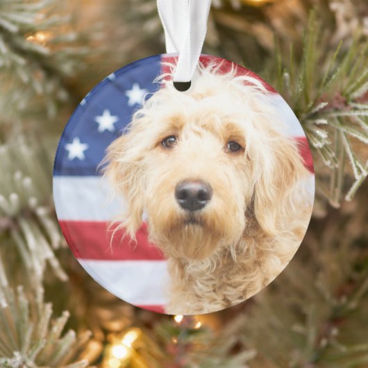 Goldendoodle met Amerikaanse vlag Ornament (Boom)
