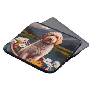 Goldendoodle op een peddel: Een landschappelijk av Laptop Sleeve