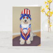 Goldendoodle patriottische kaart (Gele Bloem)