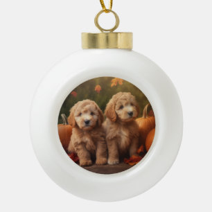 Goldendoodle Puppy Herfst Delight Pompoen Keramische Bal Ornament