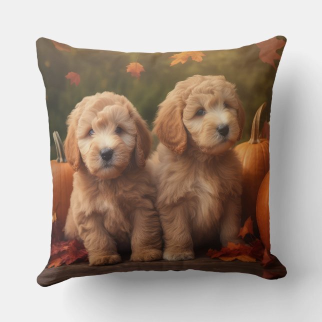 Goldendoodle Puppy Herfst Delight Pompoen Kussen (Achterkant)