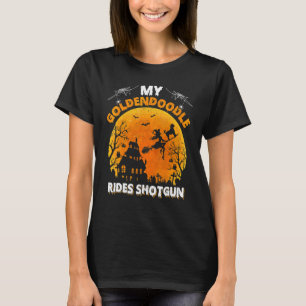 Goldendoodle Rijdt Schot Shotgun Goldendoodle Hon T-shirt