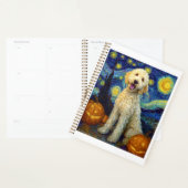 Goldendoodle Schattige Hond Halloween Jack O Lante Planner (Display)