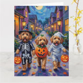 Goldendoodle Trick-or-Treating Halloween kostuums Kaart (Gele Bloem)