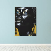 Goldene Eleganz: Schwarze Schönheit mit Schmuck Canvas Afdruk (Insitu (Houten vloer))