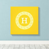 Goldenrod Wat Grieks Sleutel RND Lijst Initiaal Mo Canvas Afdruk (Insitu (Houten vloer))