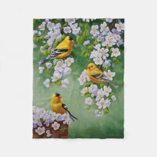 Goldfinch Birds & Apple Blossom Flowers Fleece Deken