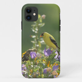 Goldfinch op een Harebell Flower Case-Mate iPhone Case